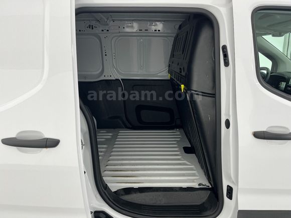 otomobil Fiat Doblo Cargo 1.5 BlueHDİ Maxi