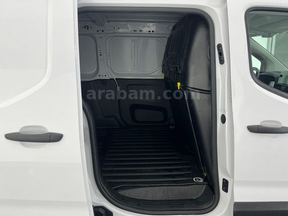 otomobil Fiat Doblo Cargo 1.5 BlueHDİ Maxi