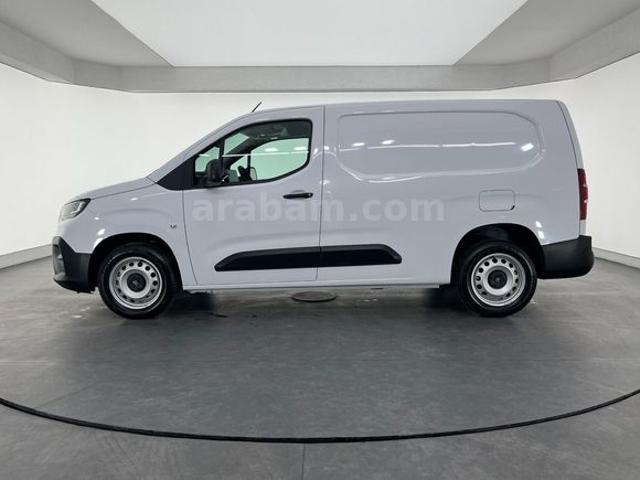 otomobil Fiat Doblo Cargo 1.5 BlueHDİ Maxi