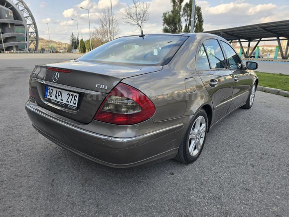 | E R D İ L | Mercedes - Benz E 220 CDI Avantgarde 2008 Model