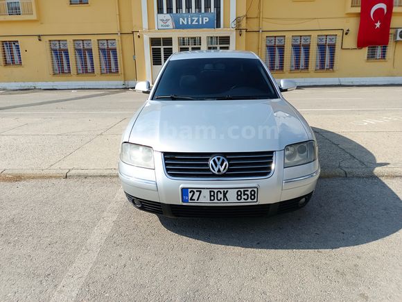 Sahibinden Volkswagen Passat 1.9 TDi Exclusive 2004 Model çift kırmızı