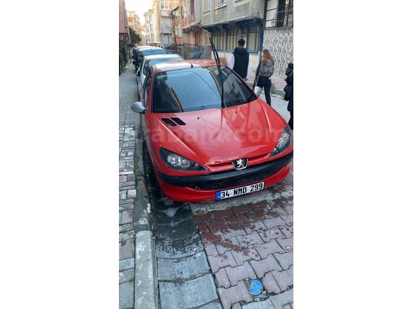 Sahibinden Peugeot 206 1.4 XR 2000 Model 