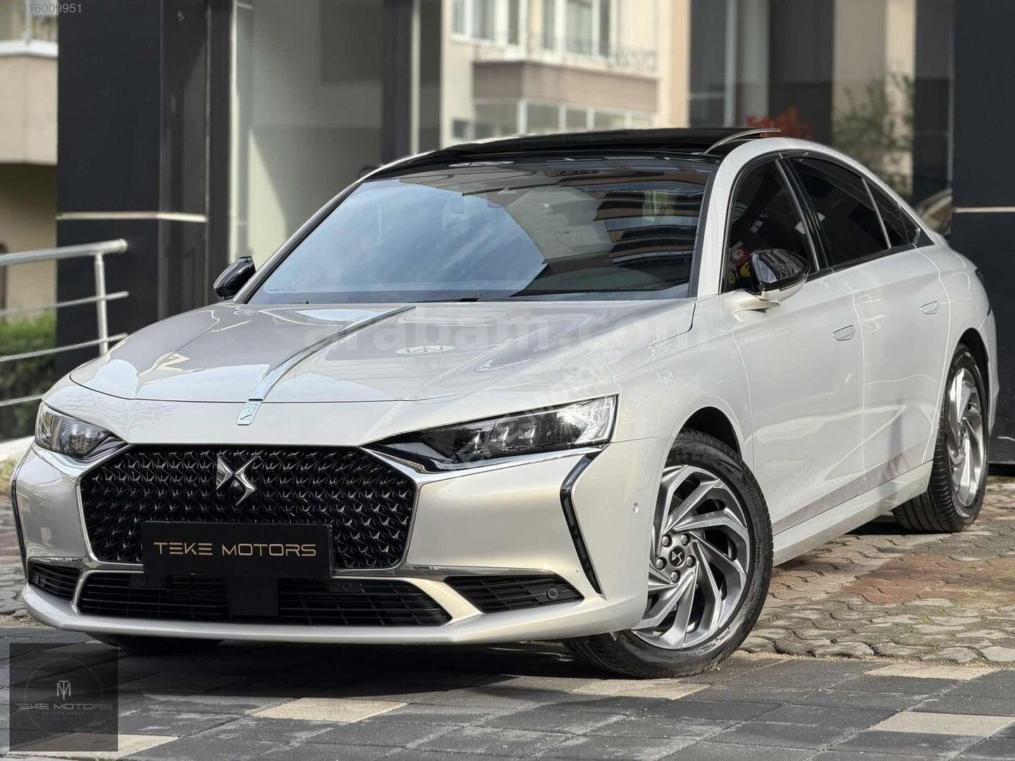 Galeriden DS Automobiles DS9 1.6 Puretech Opera 2022 Model Bolu 82.000 km Gri 1