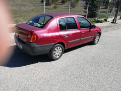 Sahibinden Renault Clio 1.4 RNA 2000 Model