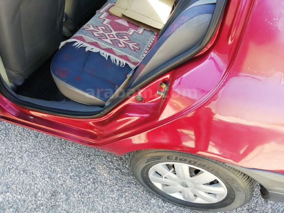 Sahibinden Renault Clio 1.4 RNA 2000 Model