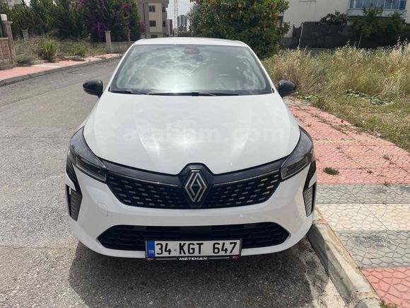 Sahibinden Renault Clio 1.0 TCe Evolution 2024 Model 