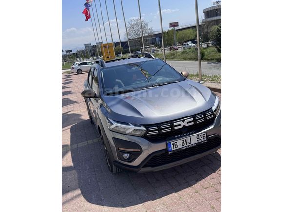 Sahibinden Dacia Sandero 1.0 T Extreme 2025 Model Bursa 12.000 km Gri (metalik)