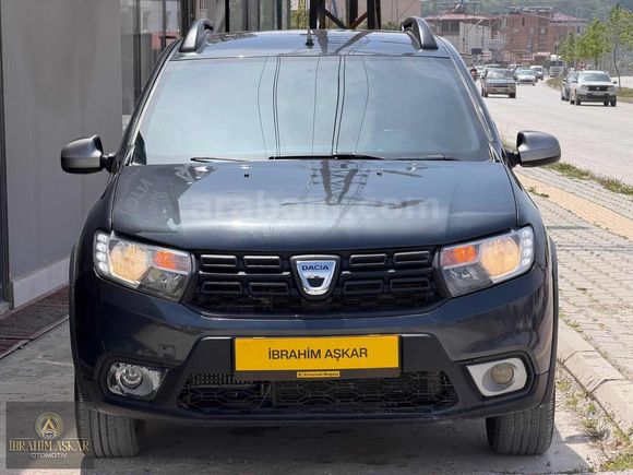 2017 DACİA SANDERO STEPWAY 1.5 DCİ manuel 95 BG 88.000 KM