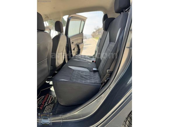 - FEYZA OTOMOTİV DEN 2016 SANDERO STEPWAY 1.5 DCİ 122.000 KM