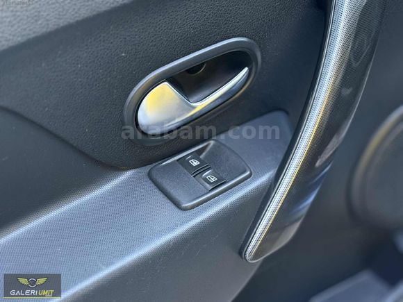 2018 START STOPLU MAKYAJLI SANDERO STEPWAY