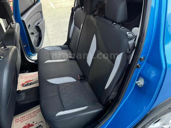 2013 Model boyasızzz 90 bin km'de cam gibi stepway.....