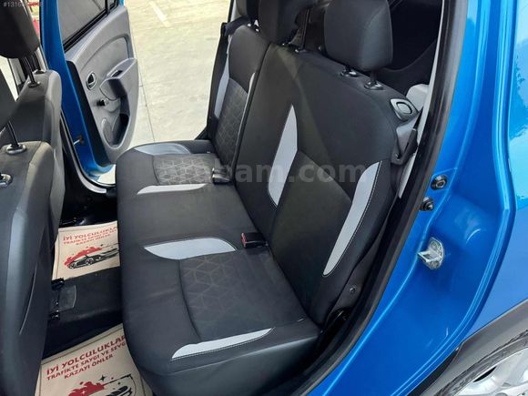 2013 Model boyasızzz 90 bin km'de cam gibi stepway.....