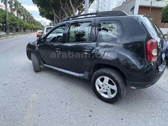 Sahibinden Dacia Duster 1.5 dCi Laureate 2011 Model 