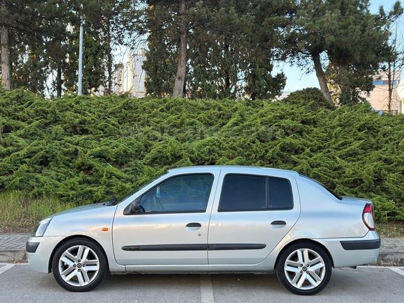 Galeriden Renault Clio 1.5 dCi Expression 2003 Model İstanbul