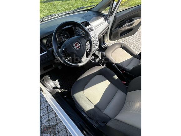 EN LUX CAR DAN DEĞİŞENSİZ TAVAN BOYASIZ BAKIMLI LİNEA