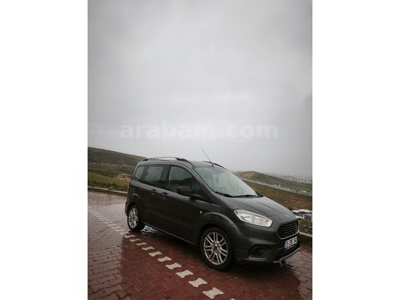 Sahibinden Ford Tourneo Courier 1.5 TDCi Titanium Plus 2018 Model