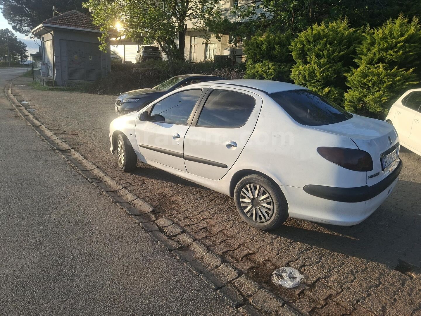 Sahibinden Peugeot 206 1.4 Comfort 2008 Model İstanbul 164.000 km Beyaz 2