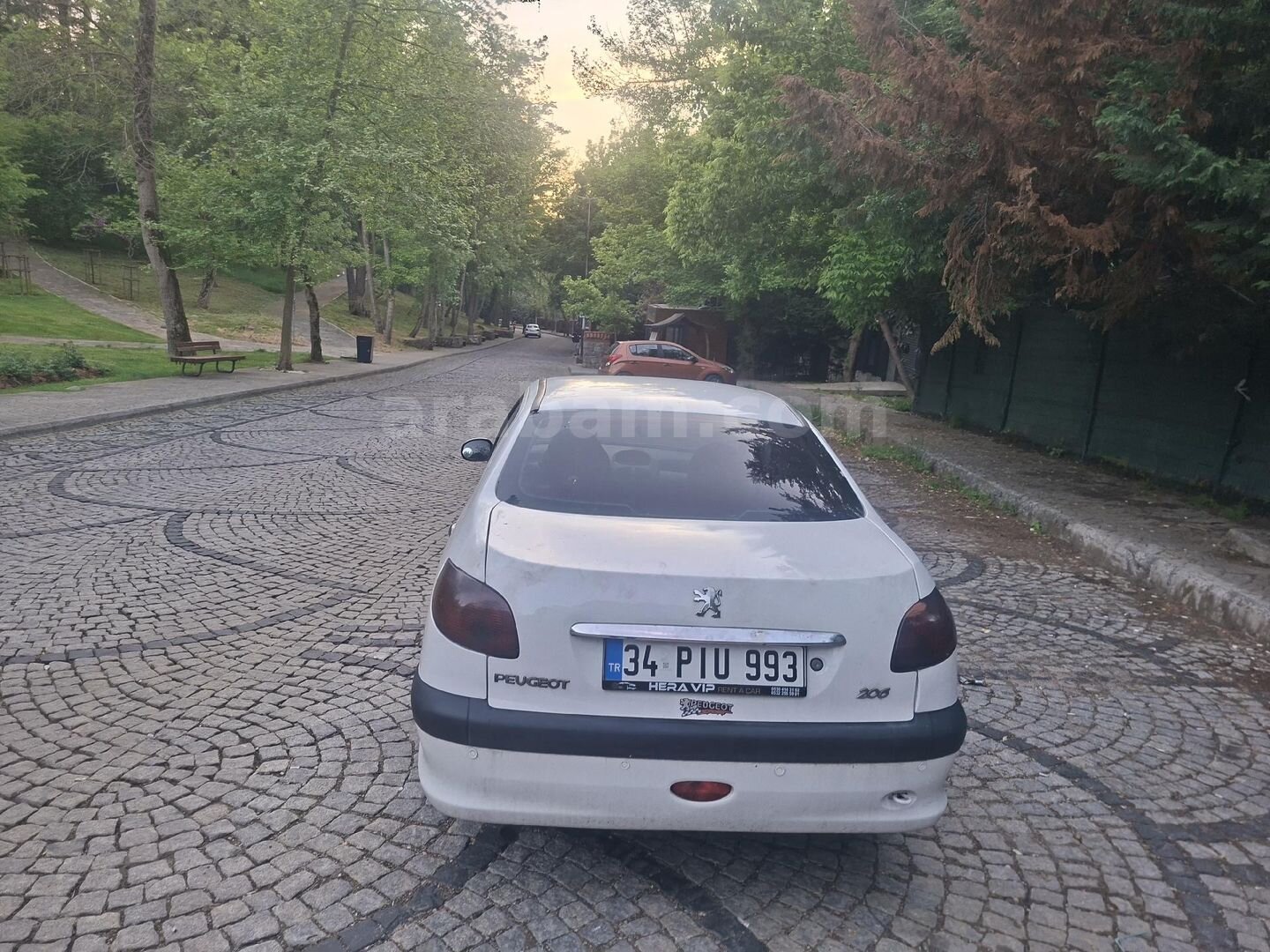 Sahibinden Peugeot 206 1.4 Comfort 2008 Model İstanbul 164.000 km Beyaz 5