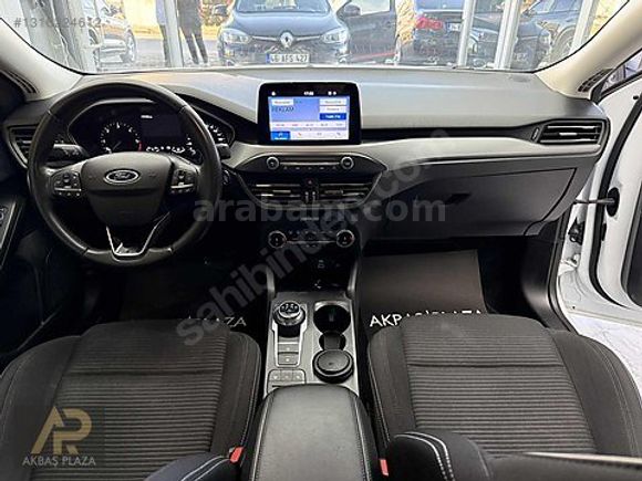 AKBAŞ PLAZA'DAN 2023 FORD FOCUS BOYASIZZ FULL SERVİS BAKIMLI