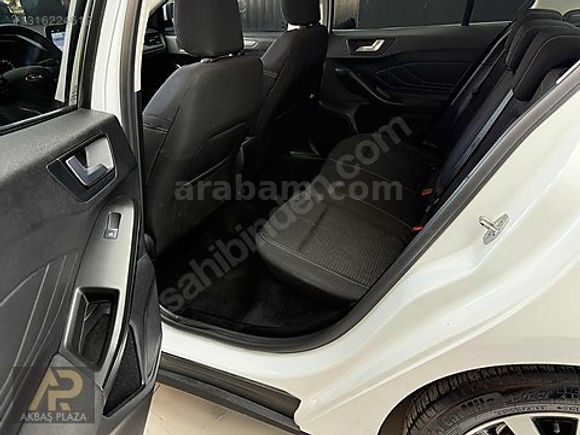 AKBAŞ PLAZA'DAN 2023 FORD FOCUS BOYASIZZ FULL SERVİS BAKIMLI