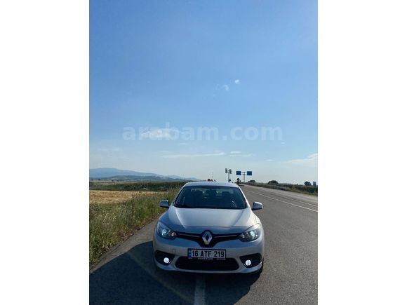 Sahibinden Renault Fluence 1.5 dCi Touch 2015 Model  138.000 km Gri (Gümüş)
