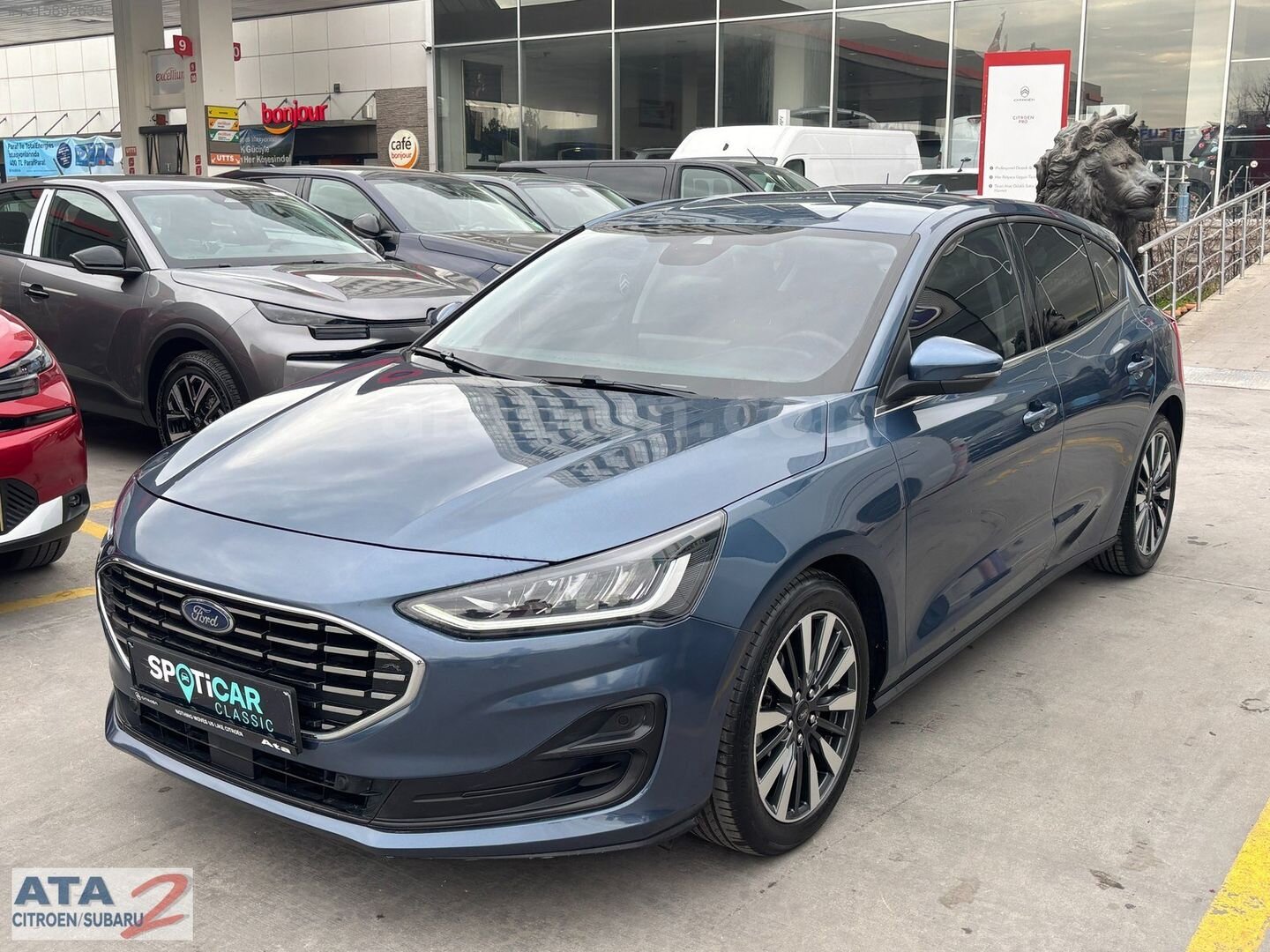Galeriden Ford Focus 1.5 EcoBlue Titanium X 2023 Model Ankara 65.530 km Mavi 3