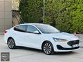 2025 MODEL FOCUS 1.5 ECOBLUE CAM TAVAN FULL 13 BİN KM DE