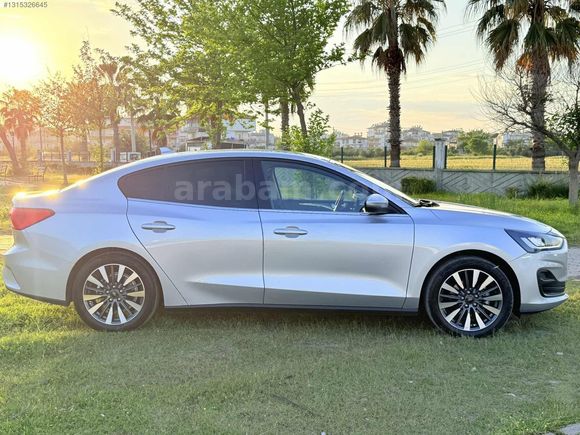 2025 Ford Focus Hatasız Boyasız Sıfır Ayarında!