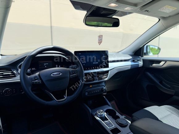''THULPAR MOTORS''2025 FORD FOCUS TİTANİUM X ''25.000 KM''