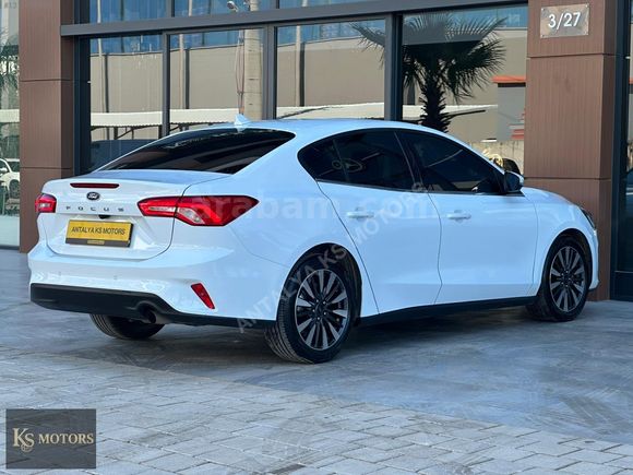2025 MODEL FORD FOCUS 1.5 ECOBLUE TİTANUM X 6300 KM KIŞ PAKET