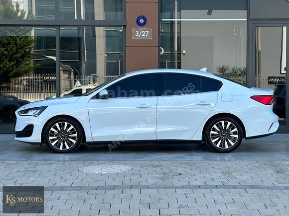 2025 MODEL FORD FOCUS 1.5 ECOBLUE TİTANUM X 6300 KM KIŞ PAKET