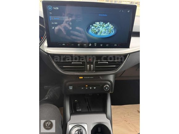 USTAOĞLU OTOMOTİVDEN CAM TAVANLI GSR 2'Lİ FOCUS