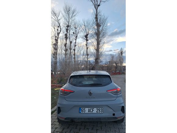 Sahibinden Renault Clio 1.0 TCe Evolution 2024 Model