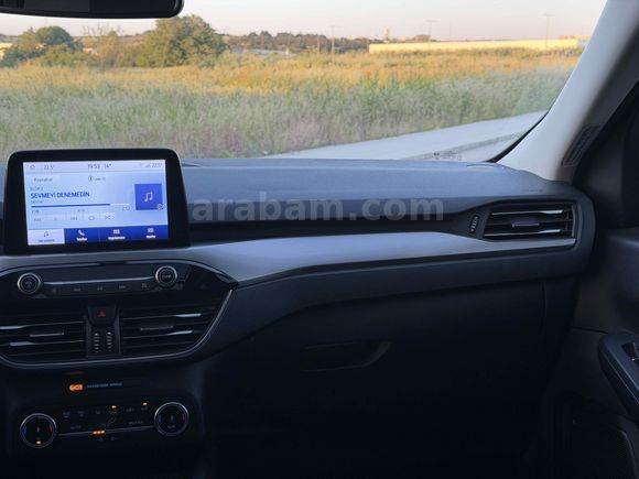 Sahibinden Ford Kuga 1.5 EcoBoost Titanium 2023 Model 