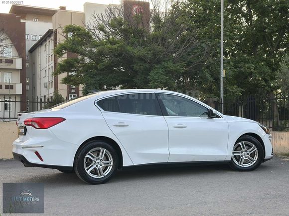 2020 MODEL FORD FOCUS 1.5 DİZEL TREND X 191.000 KM DE BAKIMLI !.