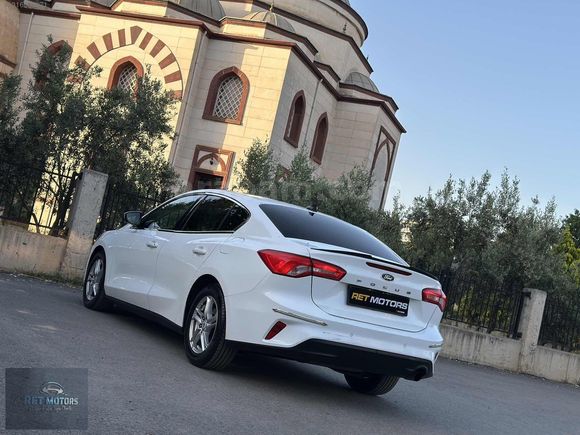 2020 MODEL FORD FOCUS 1.5 DİZEL TREND X 191.000 KM DE BAKIMLI !.