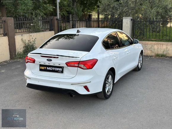 2020 MODEL FORD FOCUS 1.5 DİZEL TREND X 191.000 KM DE BAKIMLI !.
