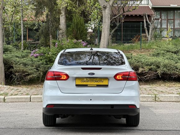 OSKAR'DAN 2018 MODEL DEĞİŞENSİZ OTOMATİK VİTES SATILIK FOCUS