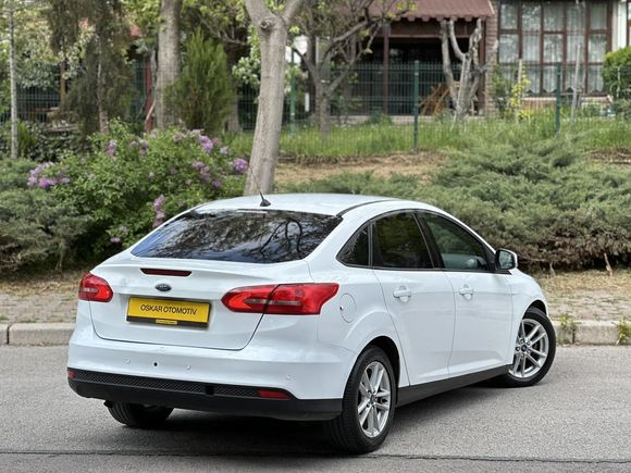 OSKAR'DAN 2018 MODEL DEĞİŞENSİZ OTOMATİK VİTES SATILIK FOCUS