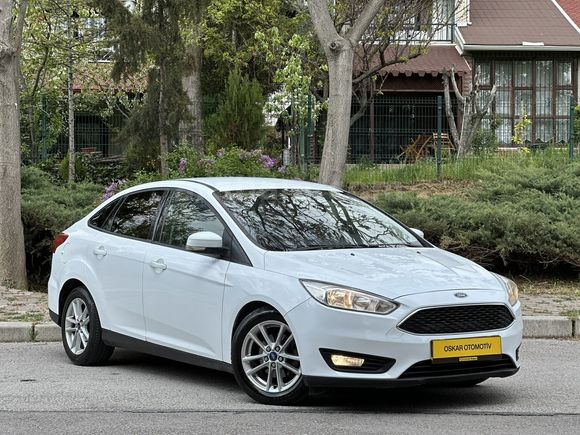 OSKAR'DAN 2018 MODEL DEĞİŞENSİZ OTOMATİK VİTES SATILIK FOCUS