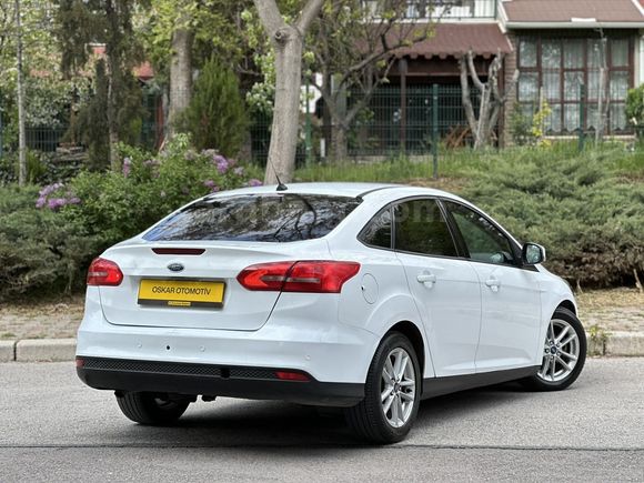 OSKAR'DAN 2018 MODEL DEĞİŞENSİZ OTOMATİK VİTES SATILIK FOCUS