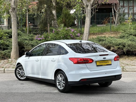 OSKAR'DAN 2018 MODEL DEĞİŞENSİZ OTOMATİK VİTES SATILIK FOCUS