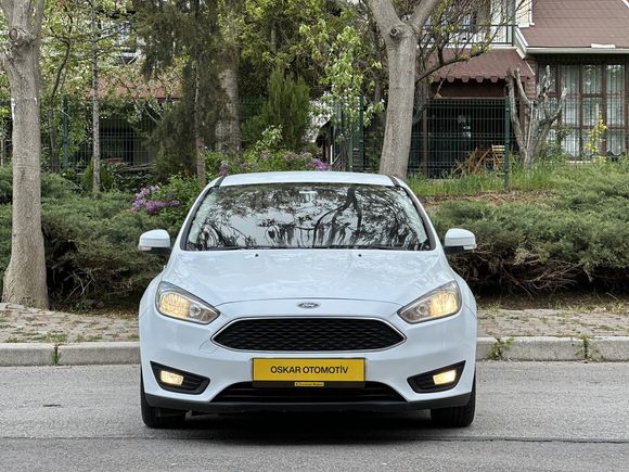 OSKAR'DAN 2018 MODEL DEĞİŞENSİZ OTOMATİK VİTES SATILIK FOCUS
