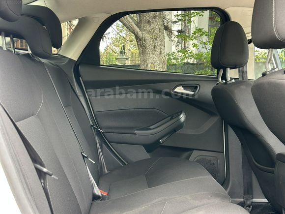 OSKAR'DAN 2018 MODEL DEĞİŞENSİZ OTOMATİK VİTES SATILIK FOCUS