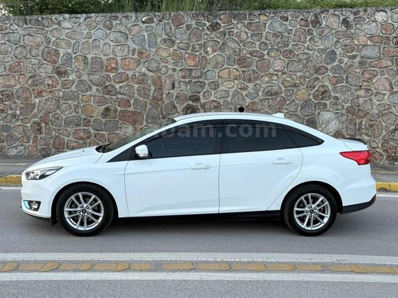 KREDİ,K.KARTI,EMİNVM,FUZLV-2018 FORD FOCUS DİZEL OTOMTK KAZASIZ