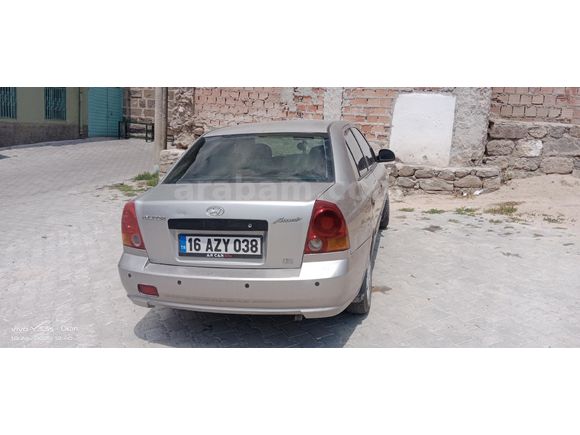 Sahibinden Hyundai Accent 1.5 CRDi Admire 2006 Model  312.000 km Gri (Gümüş)