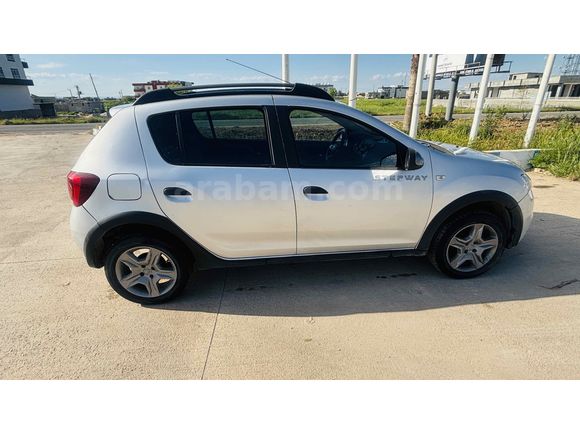 Sahibinden Dacia Sandero 1.5 dCi Stepway 2017 Model 