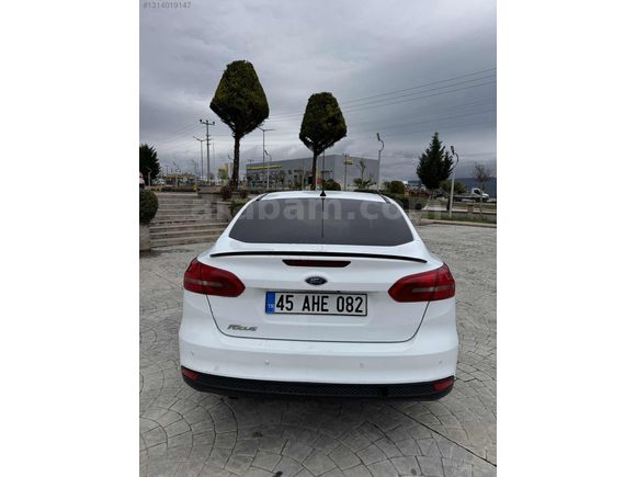 EMSALSİZ TEMİZLİKTE FORD FOCUS HATASIZ