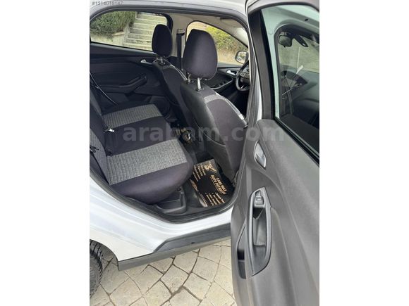 EMSALSİZ TEMİZLİKTE FORD FOCUS HATASIZ