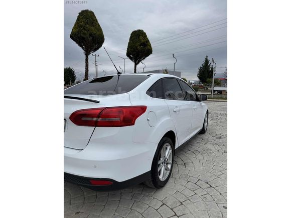 EMSALSİZ TEMİZLİKTE FORD FOCUS HATASIZ